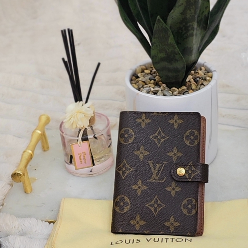 😍🔥 Beautiful Condition🔥😍 Authentic Louis Vuitton Agenda PM Passport Holder - Picture 6 of 10